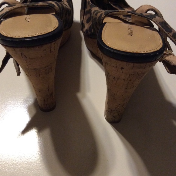 Antonio Melani Wedge Heels - Picture 10 of 13